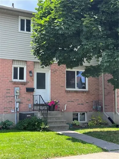 458 Springbank Avenue N 3, Woodstock, On N4t 1k4