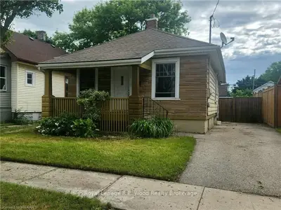 144 Brisbin Street, London East, On N5z 2m1