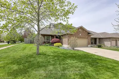 244 Falcon Drive, Woodstock, On N4t 0a1