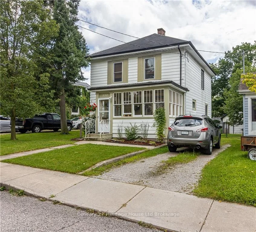 Detached in Woodstock