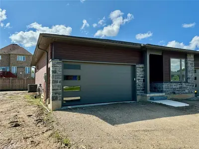 269 Pittock Park Road 15, Woodstock, On N4t 0r2