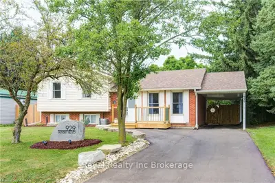 929 Sunset Boulevard, Woodstock, On N4s 4a5