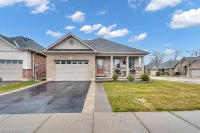 35 Esseltine Drive, Tillsonburg, On N4g 0g2