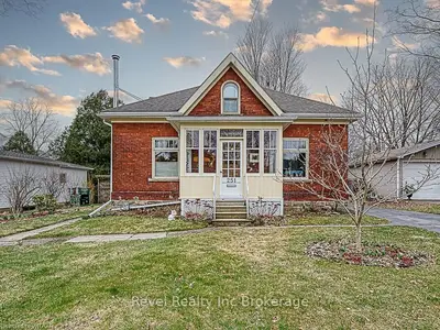 251 Victoria Street N, Woodstock, On N4s 6w2