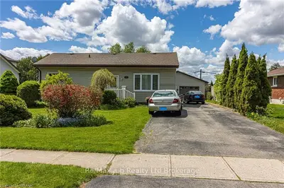 398 Powell Street, Woodstock, On N4s 3t6