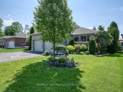 30 Scourfield Drive, Ingersoll, On N5c 0a4