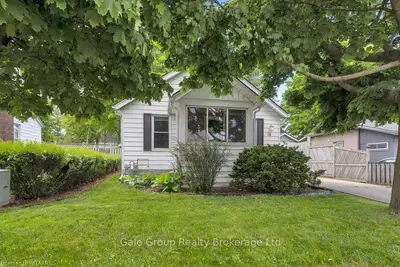 10 Winniett Street, Woodstock, On N4s 5z3