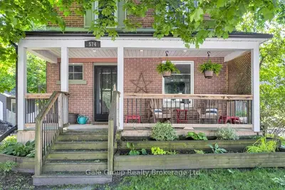 574 Canterbury Street, Woodstock, On N4s 4l2