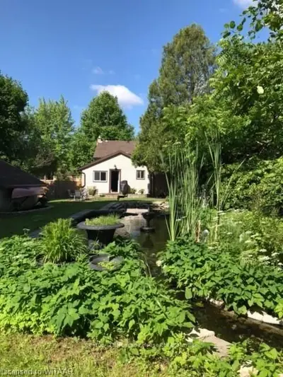 65 Bee Street, Woodstock, On N4s 3z2