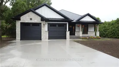 28 Newton Street, Zorra, On N5c 3j5
