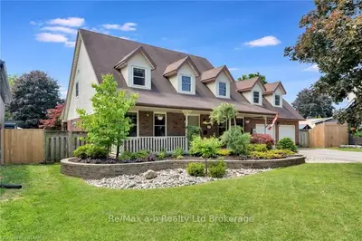 27 Carman Street, Norwich, On N0j 1p0