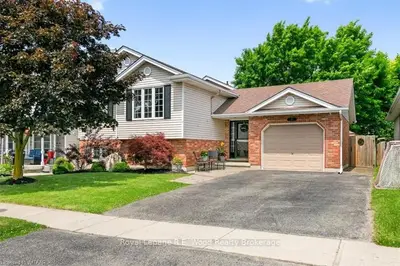15 Haida Place, Woodstock, On N4t 1r8