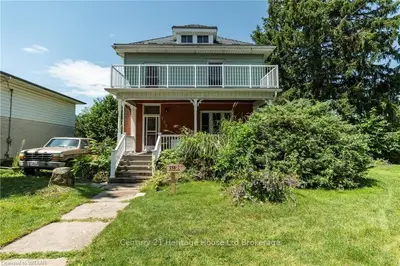 158 Laurel Street 1, Cambridge, On N3h 3y4