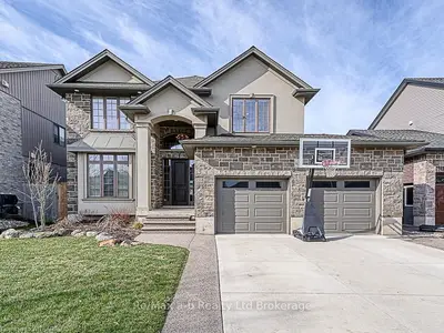 639 Spitfire Street, Woodstock, On N4t 0b6