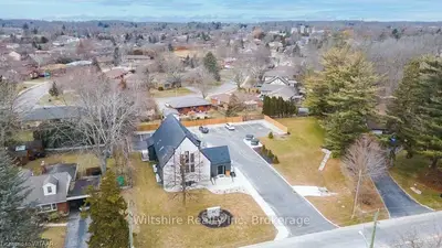 14 Glendale Drive 1, Tillsonburg, On N4g 1j2