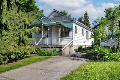 451 Melbourne Avenue, Woodstock, On N4s 5b6