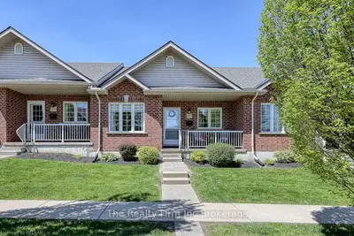 695 Southwood Way 8, Woodstock, On N4v 1h5