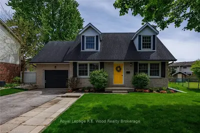 27 Stoney Court, Tillsonburg, On N4g 4r7