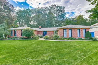 35 Ridge Boulevard, Tillsonburg, On N4g 2s6