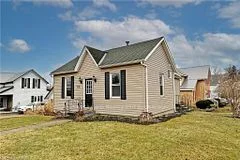 52 NORWICH Avenue, Woodstock, ON N4S 3V2