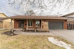 16 Van Norman Drive, Tillsonburg, On N4g 4s2