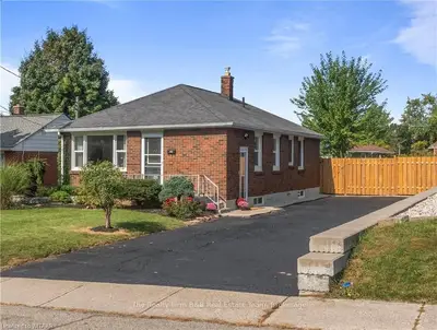 813 Kensington Street, Woodstock, On N4s 5l7