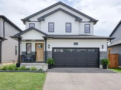 4 Reeves Road, Ingersoll, On N5c 0e1
