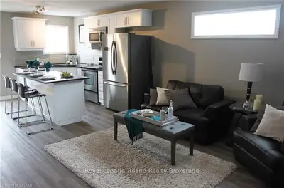673 ADELAIDE Street 1, Woodstock, ON N4S 4C1