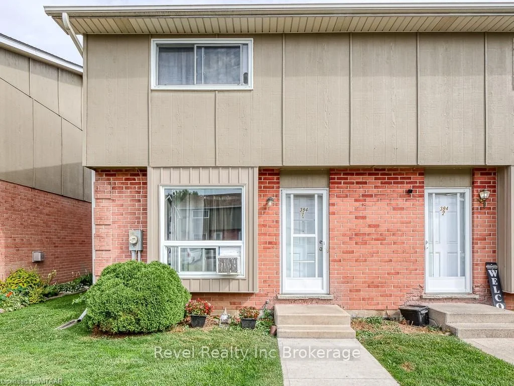 394 Springbank Avenue 1, Woodstock, On N4t 1l1