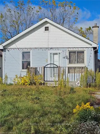 10 NORTH Street, Norfolk, ON N0J 1E0