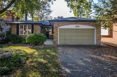 822 BERKSHIRE Drive, Woodstock, ON N4S 8R5