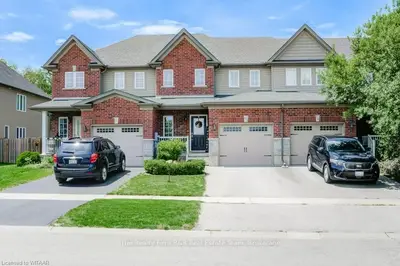 632 CRAWFORD Crescent, Woodstock, ON N4S 0B6
