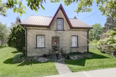 428 QUEEN Street W, St. Marys, ON N4X 1A3