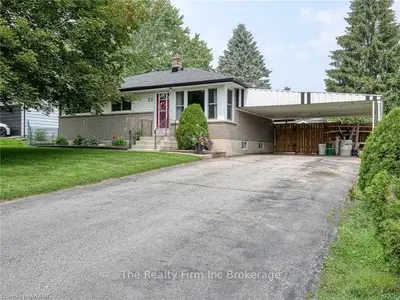 25 RAGLAN Street, Ingersoll, ON N5C 1R1