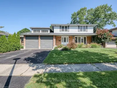 5 GARDINER Place, Woodstock, ON N4S 8J1