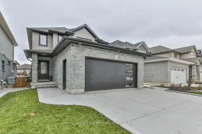 1073 Alberni Road, Woodstock, On N4t 0e8
