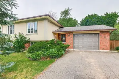 41 DEVON Court, Tillsonburg, ON N4G 4K3