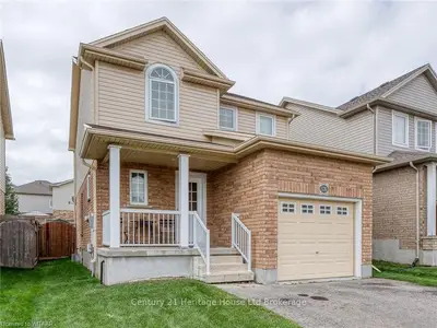 576 CHAMPLAIN Avenue, Woodstock, ON N4V 0A6