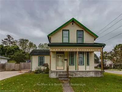 656 FRANCES Street, Woodstock, ON N4S 2A1