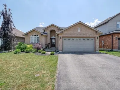 5 WOODHATCH Crescent, Ingersoll, ON N5C 0A2