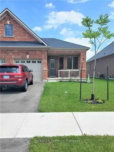 45 Harvest Avenue, Tillsonburg, ON N4G 0H9