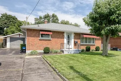264 SPRINGBANK Avenue N, Woodstock, ON N4S 7R4