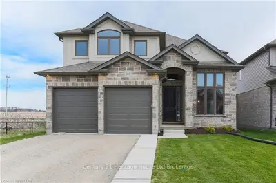 305 MASTERS Drive W, Woodstock, ON N4T 0N4