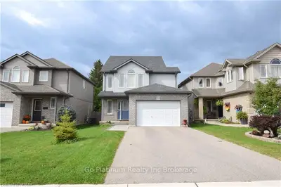 33 LANGRELL Avenue, Tillsonburg, ON N4G 5X7