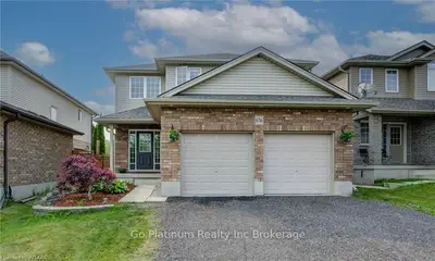 656 HUMMINGBIRD Crescent, Woodstock, ON N4T 0B4