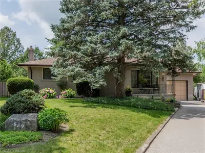 989 NESBITT Crescent, Woodstock, ON N4S 7N9