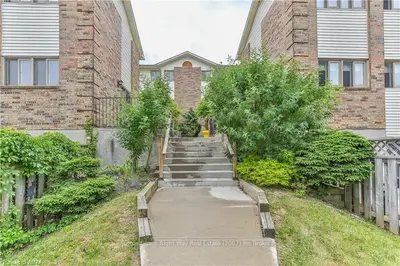 21 WREN Court 6, Tillsonburg, ON N4G 5K2