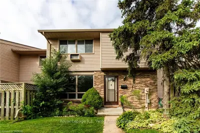 1 LAMERS Court 12, Tillsonburg, ON N4G 4T6