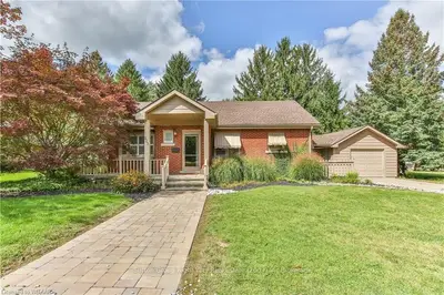225 BOWER HILL Road, Woodstock, ON N4S 2N5