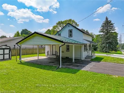 194 HUNTER Street, Woodstock, ON N4S 4E2